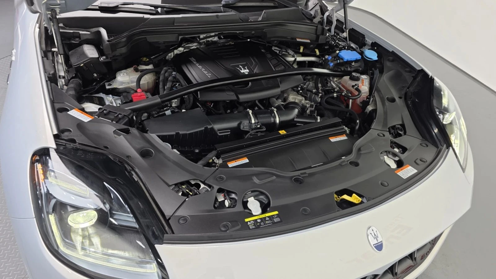 Maserati Grecale, снимка 6 - Автомобили и джипове - 56687945