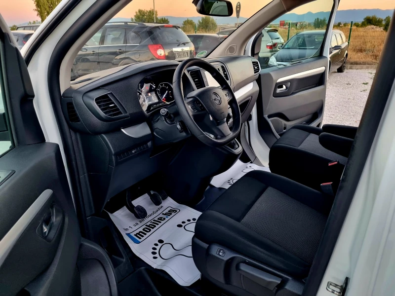 Opel Vivaro Zafira Lifee 7+ 1\ 2.0 D 150ks. Evro 6, снимка 10 - Бусове и автобуси - 51798880