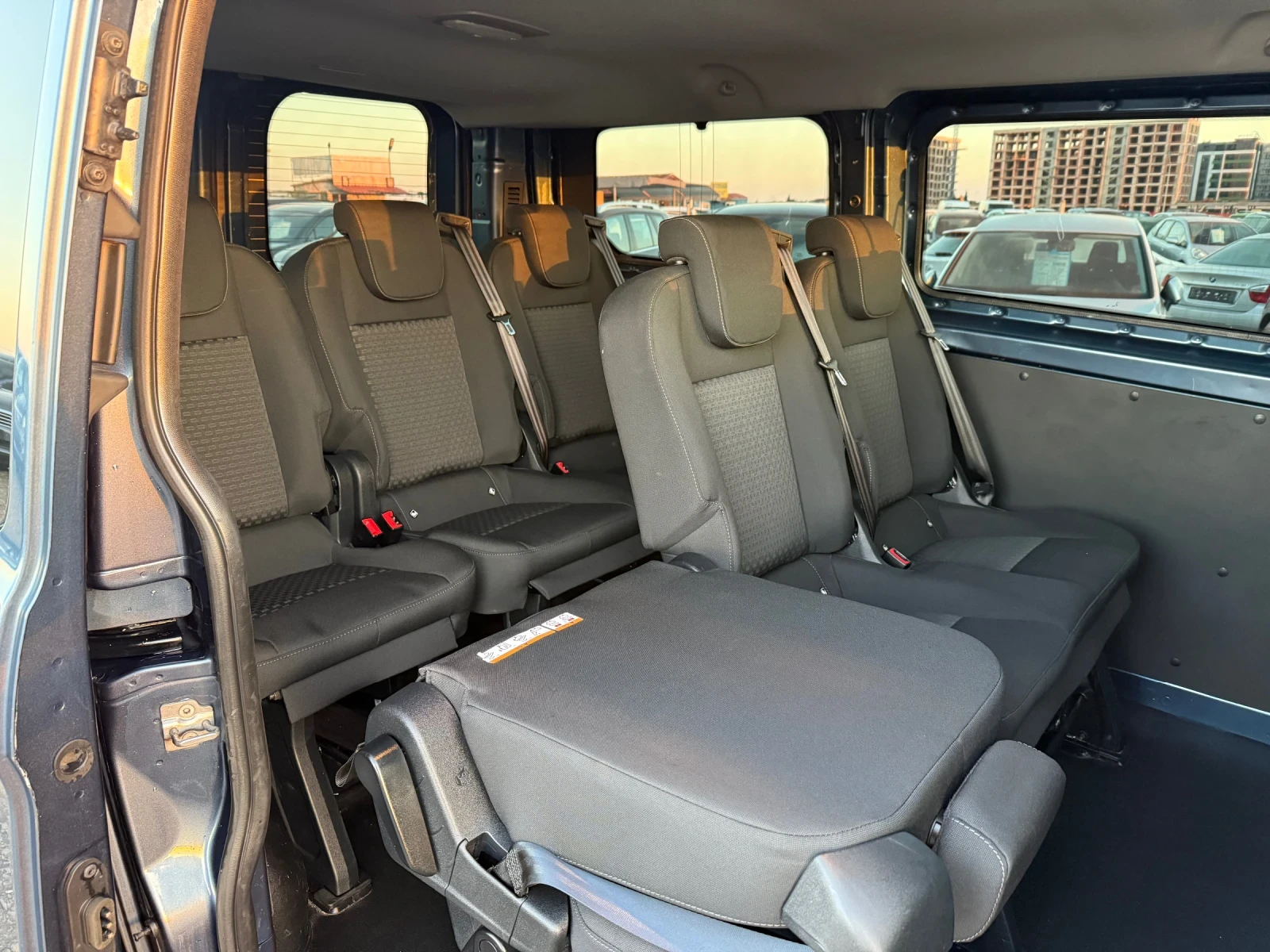 Ford Transit Custom 2.0D CH 9m Navi 130ks | Mobile.bg   11