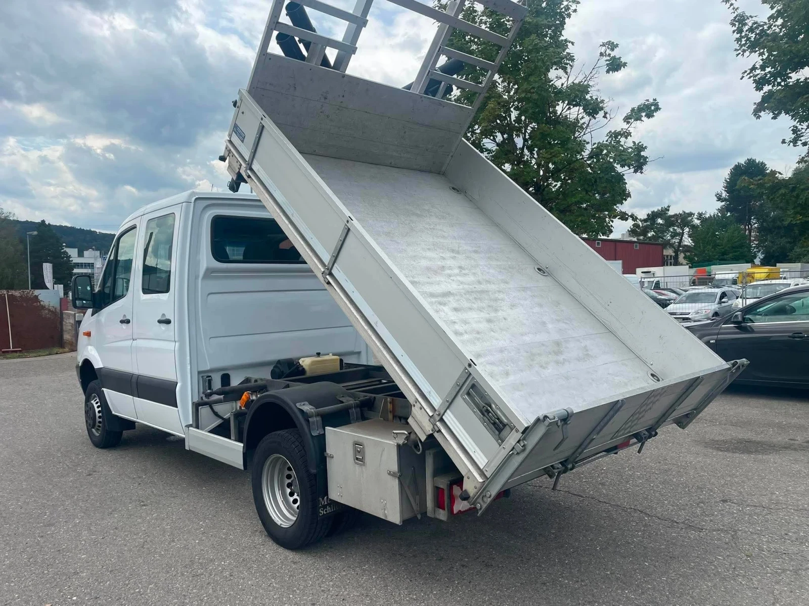 Mercedes-Benz Sprinter 516 * 4X4* КЛИМАТИК* 3.5тона* ШВЕЙЦАРИЯ* , снимка 8 - Бусове и автобуси - 55734890