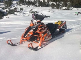  Arctic Cat M8000