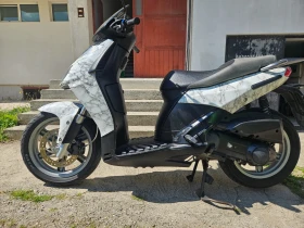     Aprilia 200
