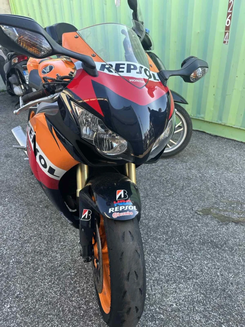 Honda Cbr 1000 RR  НОВ ВНОС!, снимка 2 - Мотоциклети и мототехника - 52541643