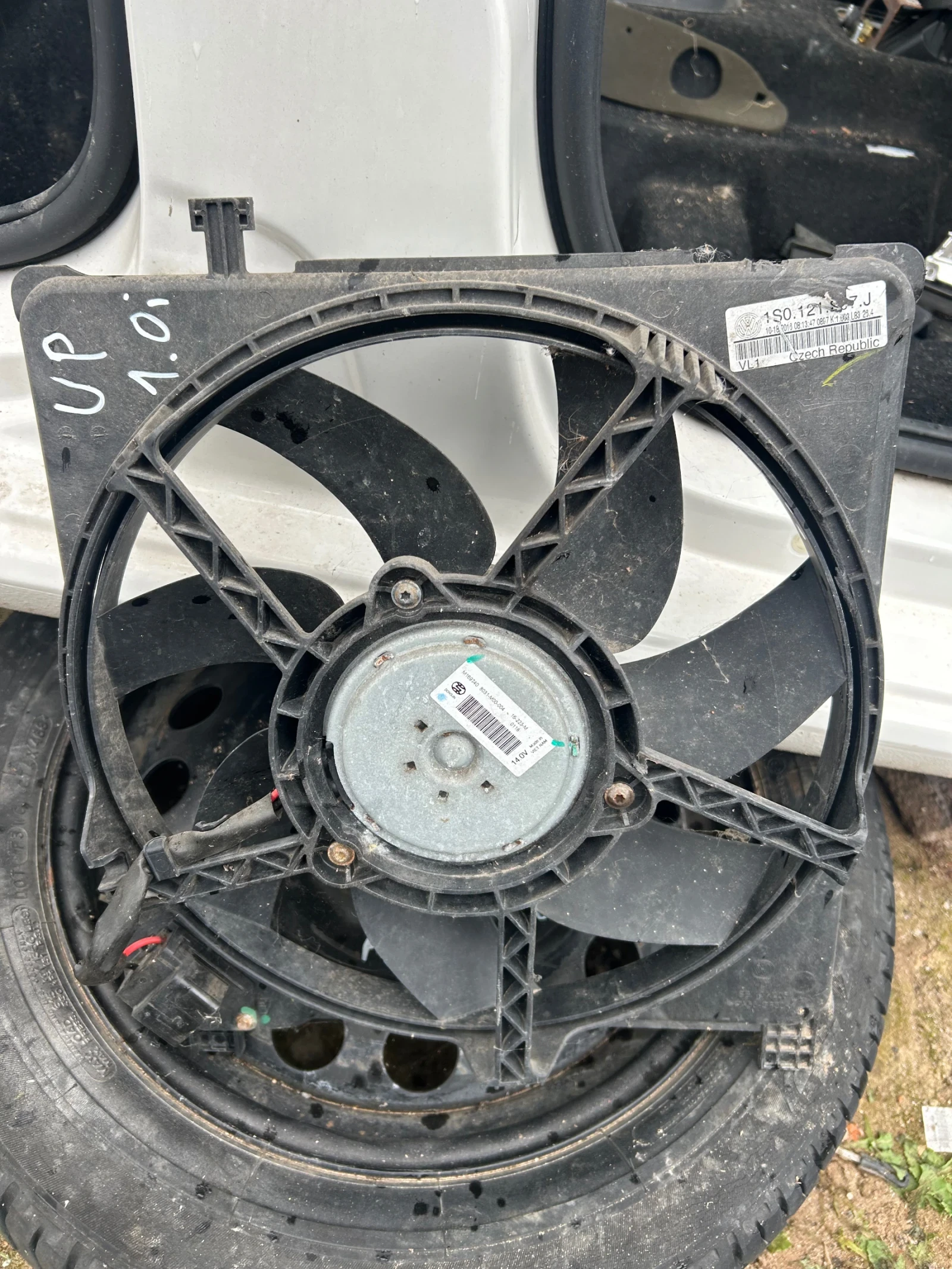 M169740 ��.����� ��������� VOLKSWAGEN UP S10.121207J | Mobile.bg � ����������� 1