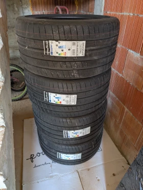 Гуми Летни 295/35R20, снимка 2