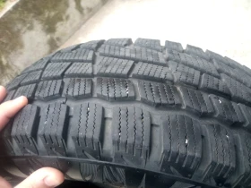 Гуми Зимни 215/70R16, снимка 2