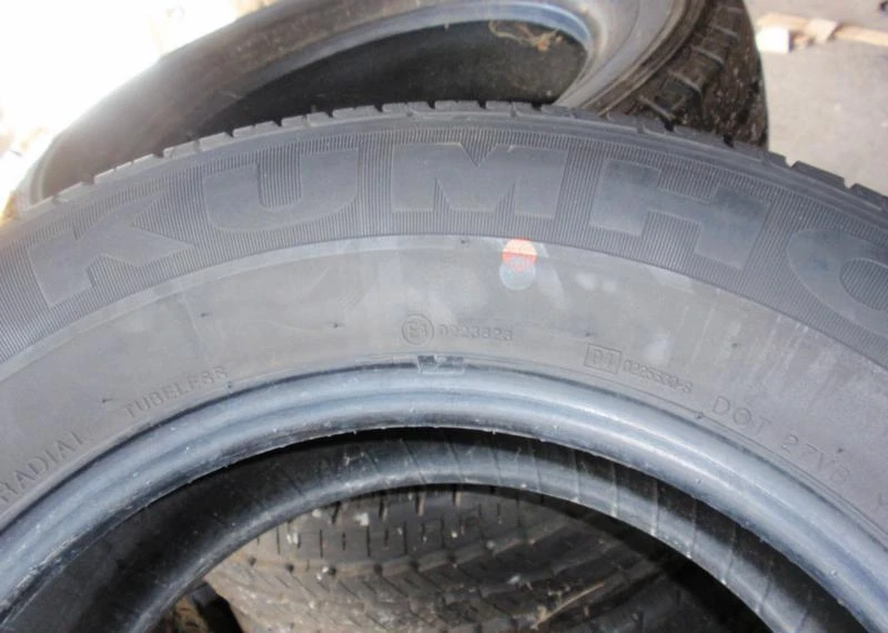 Гуми Летни 235/60R16, снимка 6 - Гуми и джанти - 5252898