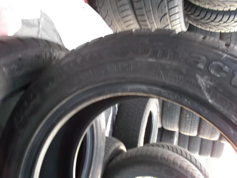 Гуми Зимни 215/60R17, снимка 4 - Гуми и джанти - 8930706