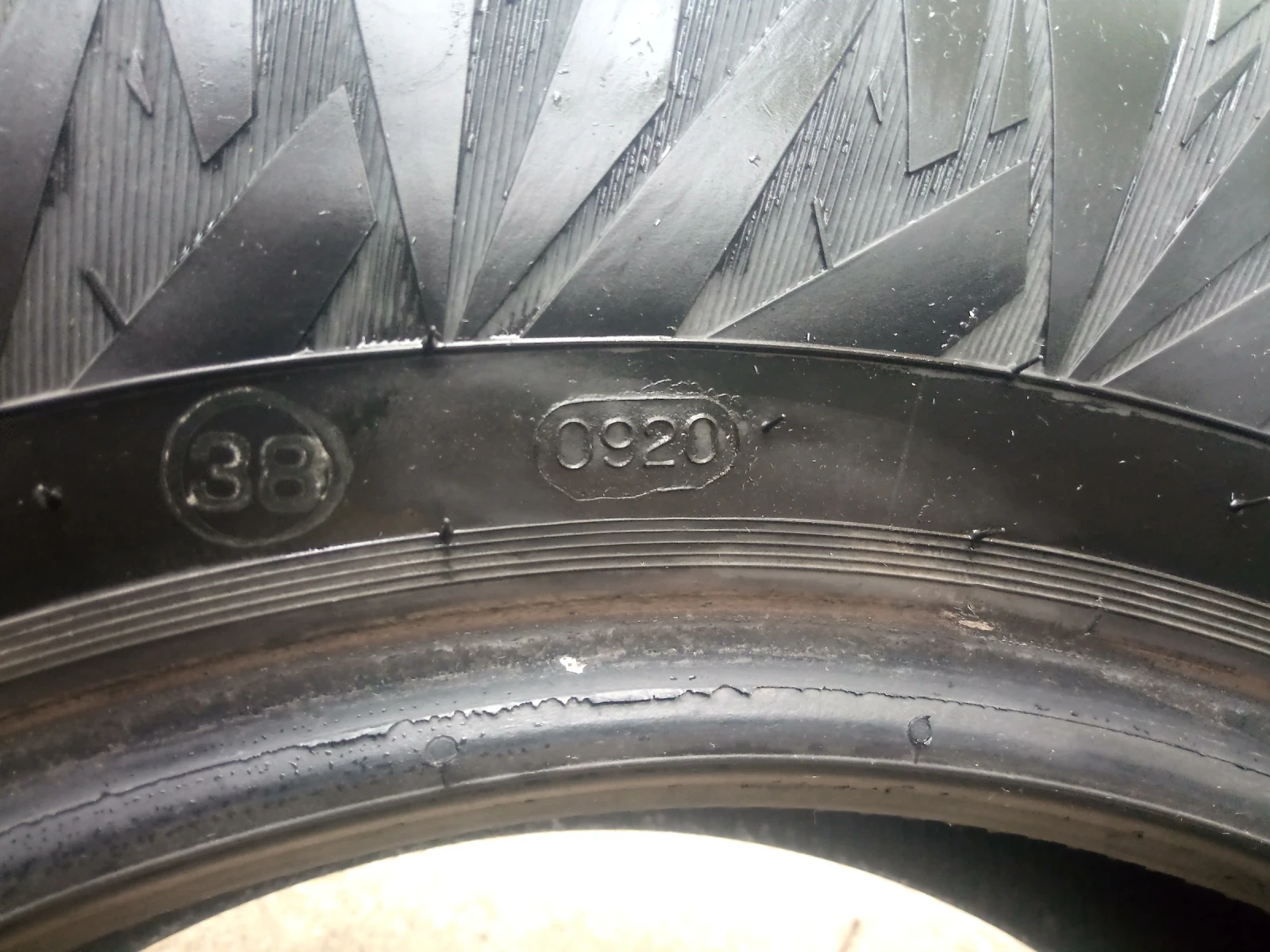 ���� 215/70R16 | Mobile.bg � ����������� 4
