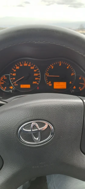 Toyota Avensis, снимка 9