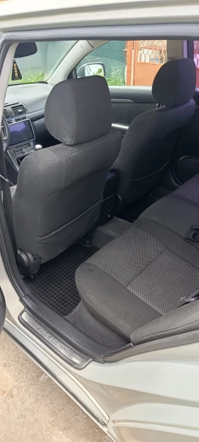 Toyota Avensis, снимка 8