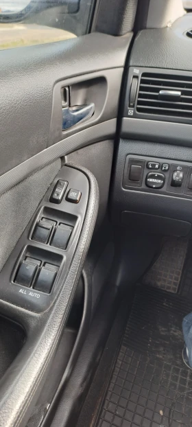 Toyota Avensis, снимка 10