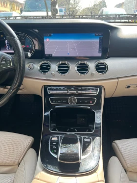 Mercedes-Benz E 220, снимка 10