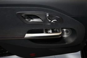 Mercedes-Benz CLA 220 4Matic = AMG Line = Premium Гаранция, снимка 3