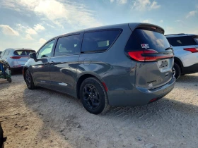 Chrysler Pacifica 3.6l Hybrid Limited, снимка 2