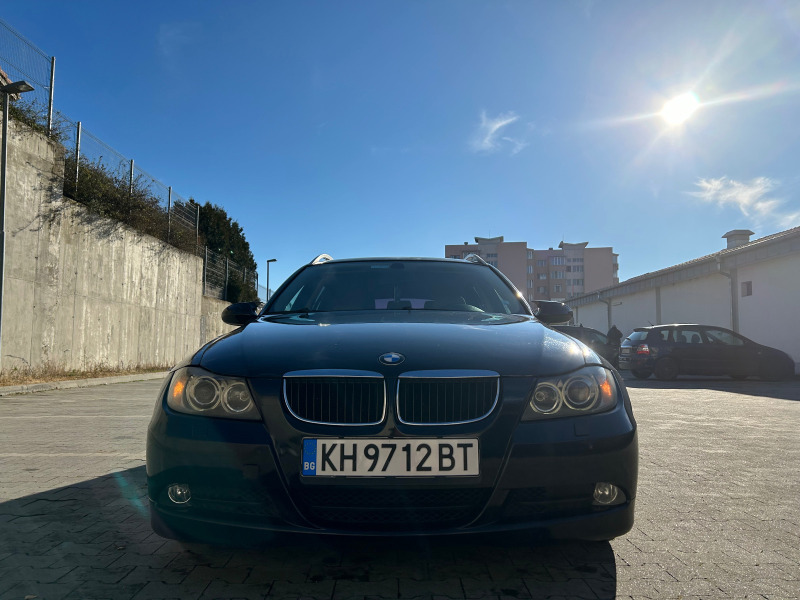 BMW 320, снимка 1 - Автомобили и джипове - 45699766