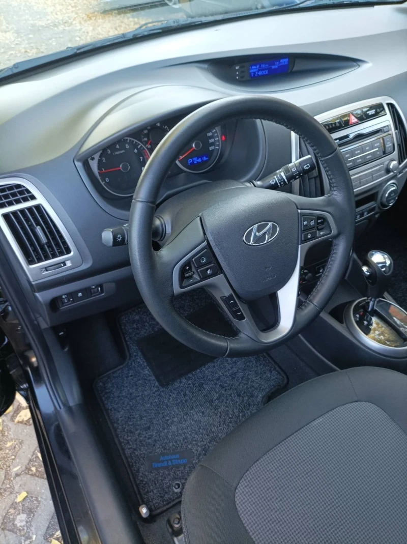 Hyundai I20 1.4 i FACE , снимка 7 - Автомобили и джипове - 47869168