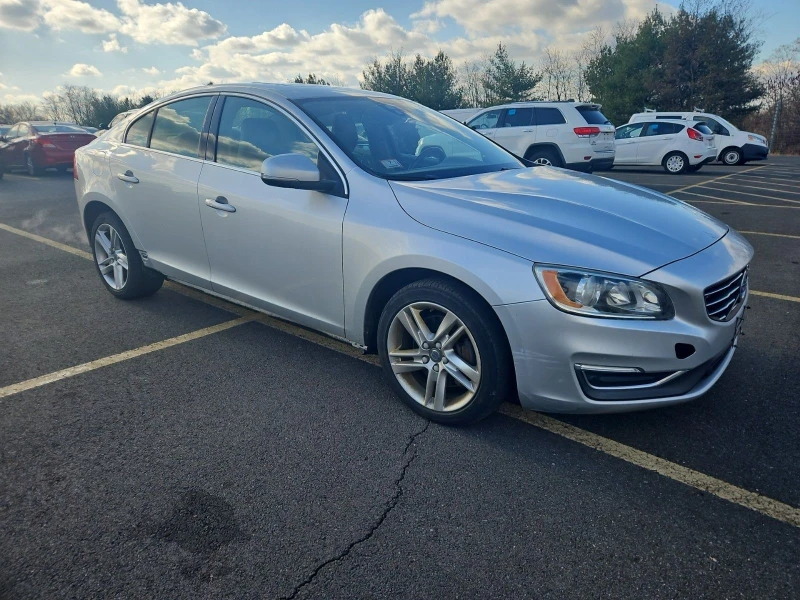 Volvo S60 2015 Volvo S60 T5 Premier, снимка 3 - Автомобили и джипове - 48232628