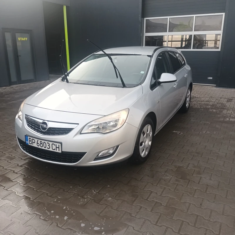 Opel Astra, снимка 2 - Автомобили и джипове - 48932347