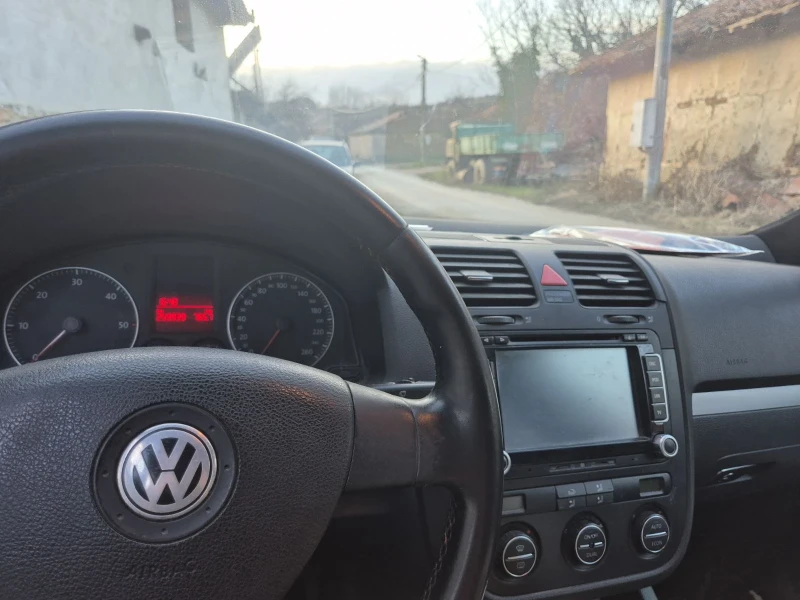 VW Golf, снимка 3 - Автомобили и джипове - 48950812