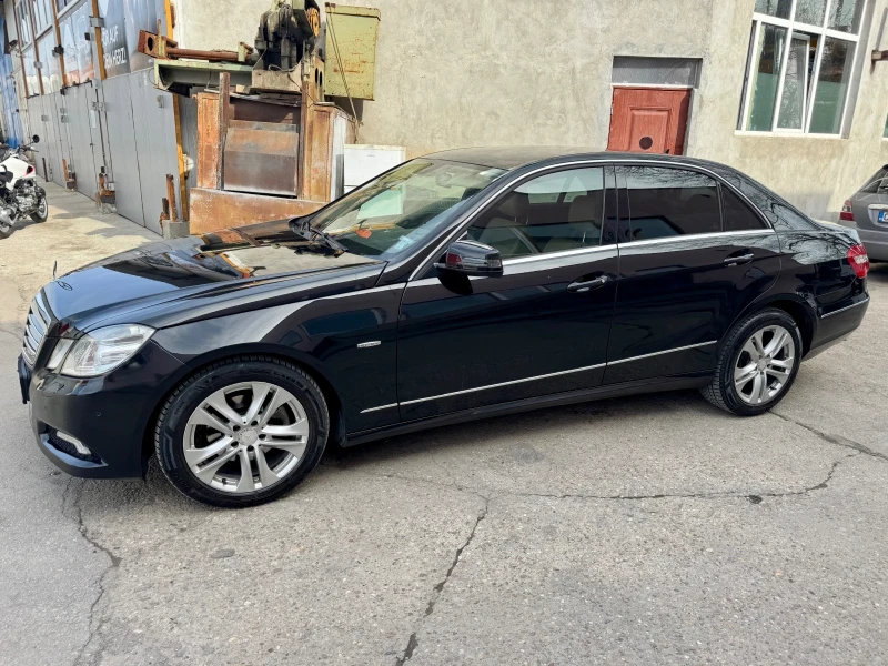 Mercedes-Benz E 220  Avangarde Обдухване, снимка 4 - Автомобили и джипове - 49560176