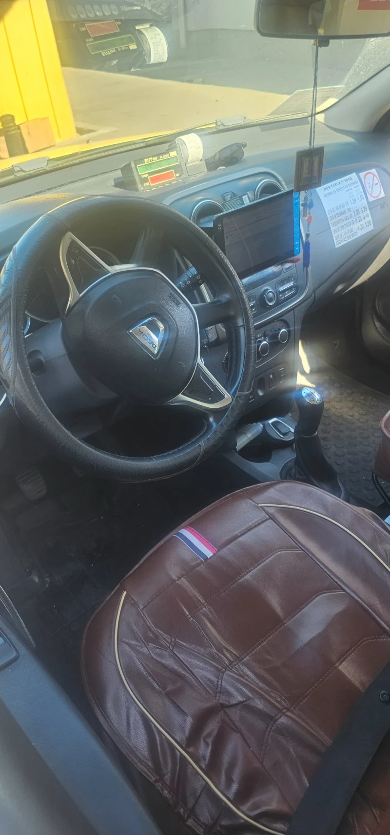 Dacia Logan, снимка 4 - Автомобили и джипове - 52746806