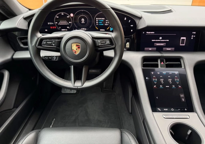 Porsche Taycan 4S Cross Turismo, снимка 4 - Автомобили и джипове - 52212576