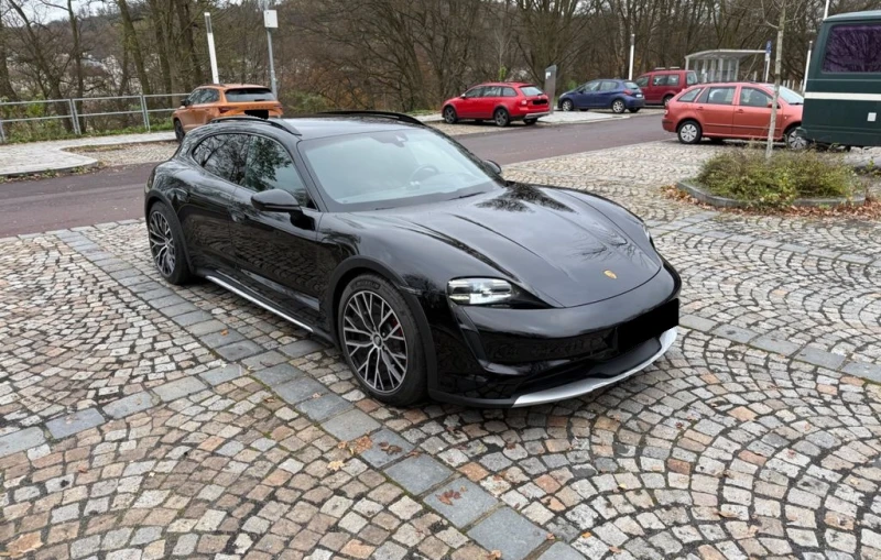 Porsche Taycan 4S Cross Turismo, снимка 3 - Автомобили и джипове - 52212576