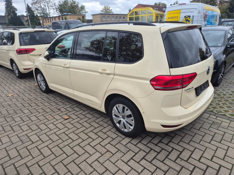 VW Touran 2.0, снимка 2 - Автомобили и джипове - 52672695