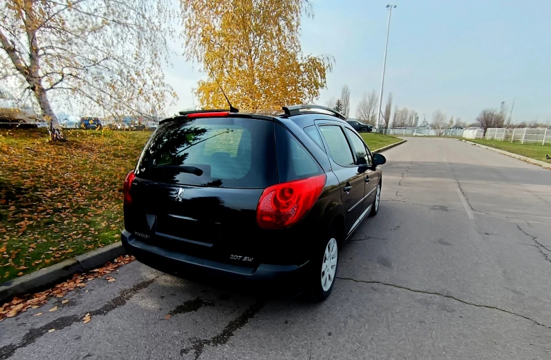 Peugeot 207 1.4 Station Wagon EURO 5, снимка 3 - Автомобили и джипове - 52874857