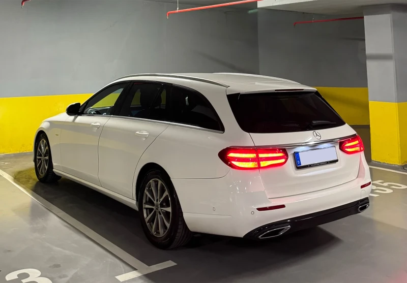 Mercedes-Benz E 220 9-G Full Led SportStyle 2019г. , снимка 7 - Автомобили и джипове - 52893254