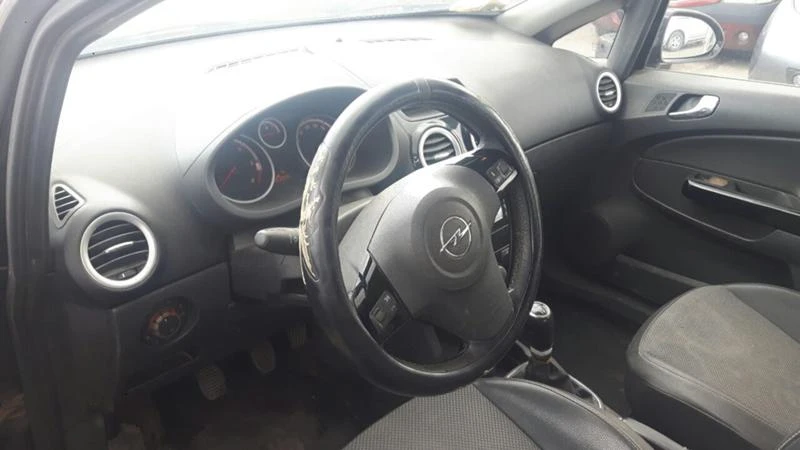 Opel Corsa 1.3tdci - изображение 5