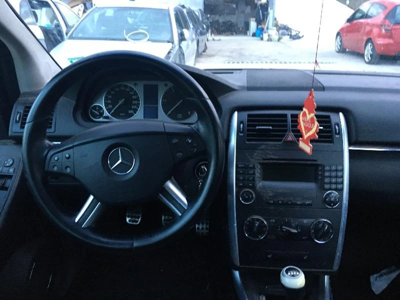 Mercedes-Benz B 200 CDI 2 броя, снимка 14 - Автомобили и джипове - 24728796