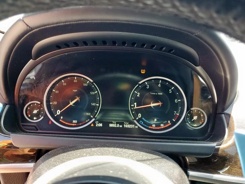 BMW 640 M* SPORT* ДИГИТАЛНО* ТАБЛО* ПОДГРЕВ* КАМЕРА* КЕЙЛЕ - изображение 8