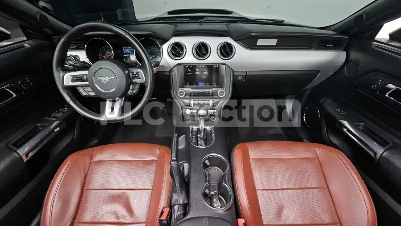 Ford Mustang 5.0* SHELBY PACK* ОБДУХ* ПОДГРЕВ* SHAKER AUDIO* , снимка 8 - Автомобили и джипове - 54081102