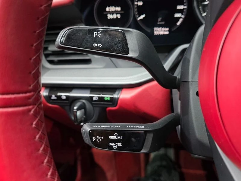 Porsche 911 3.0 Automatic, снимка 16 - Автомобили и джипове - 55743475