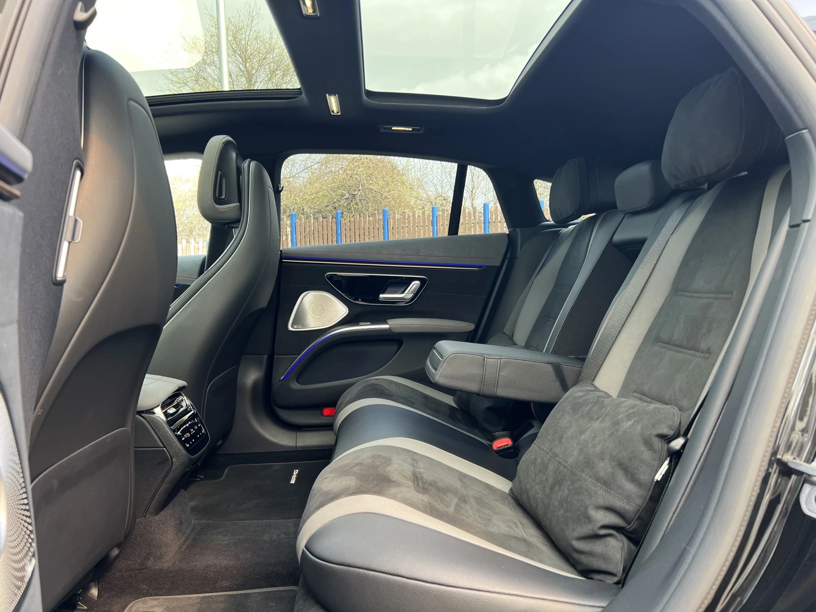 Mercedes-Benz EQS 450+ / AMG/ HYPERSCREEN/BURMESTER/ PANO/ CAMERA/ 2 | Mobile.bg   15