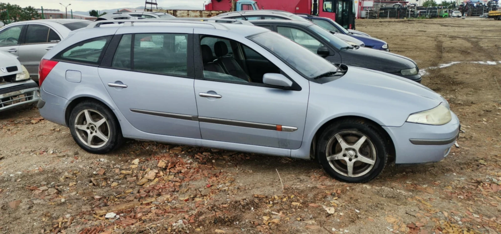 Renault Laguna 2.0 - изображение 3
