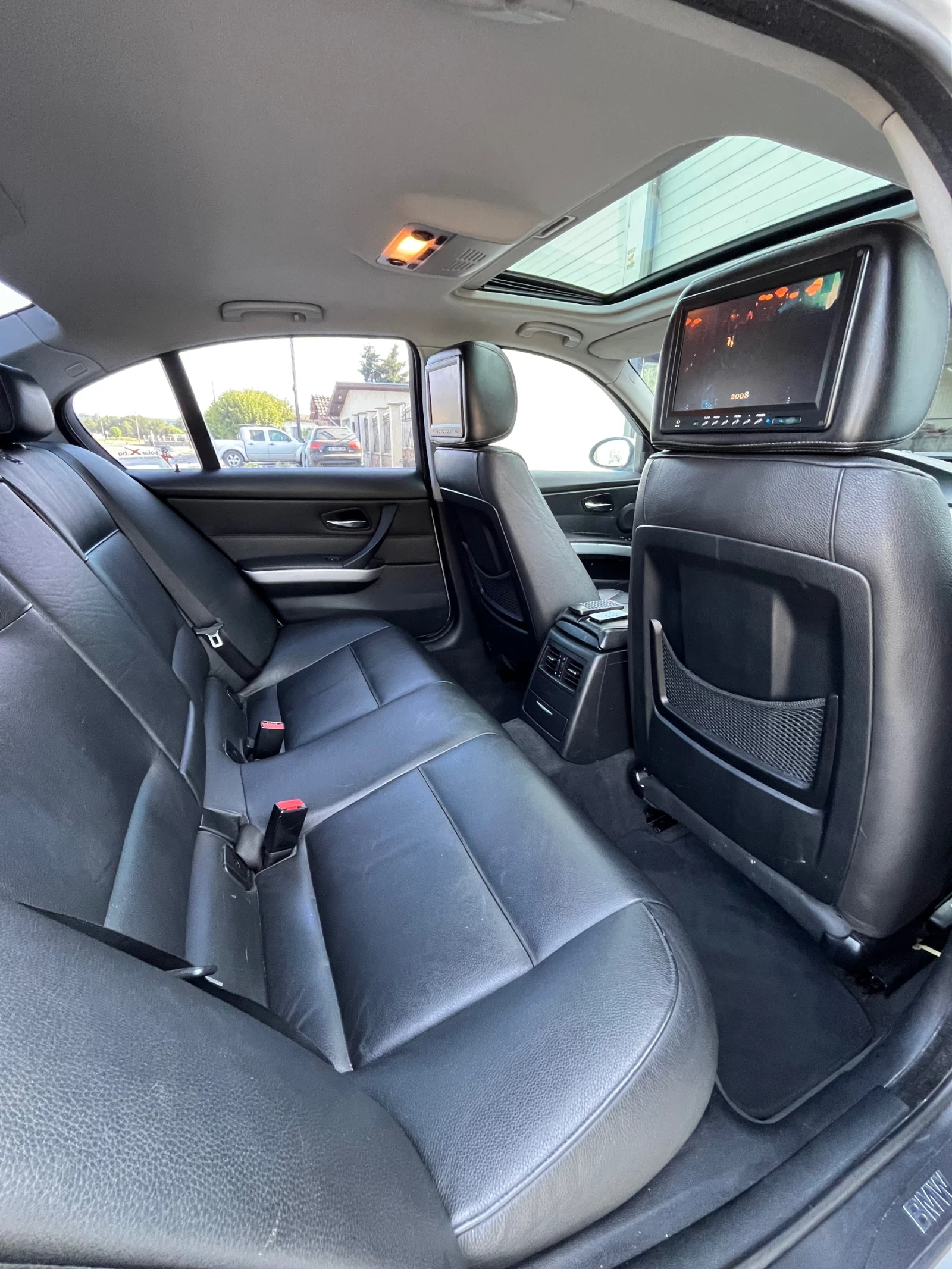 BMW 325 E90, 3.0D, KeylessGo, BiXenon, DVD, Шибидах - изображение 6
