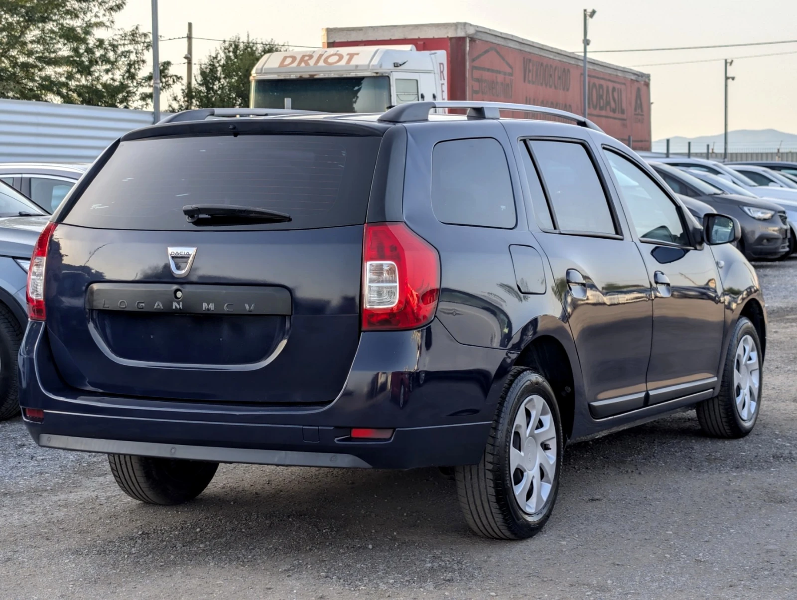 Dacia Logan 1.2i 75кс. Газ Клима  БОНБОН - изображение 4