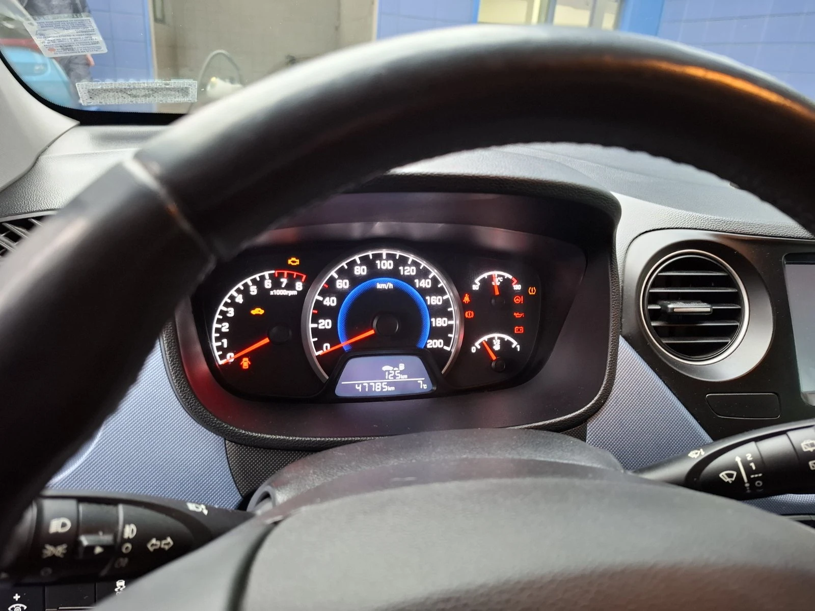 Hyundai I10 1.2i  - изображение 7