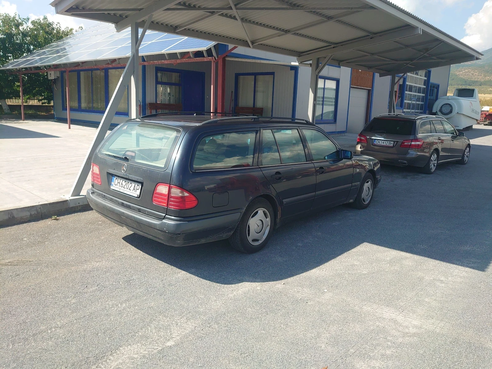 Mercedes-Benz E 230  - изображение 3