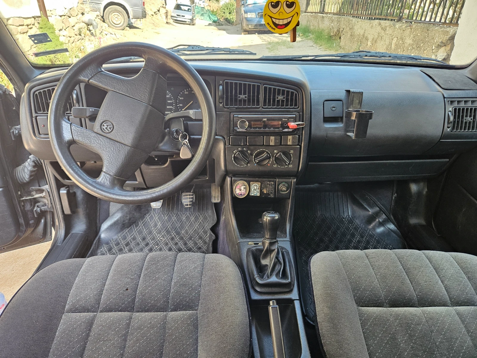 VW Passat  - изображение 7