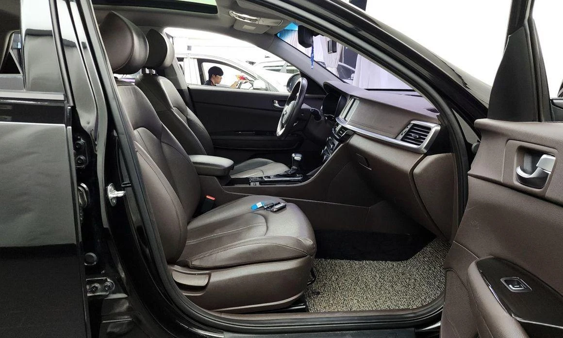 Kia K5 | Mobile.bg   11