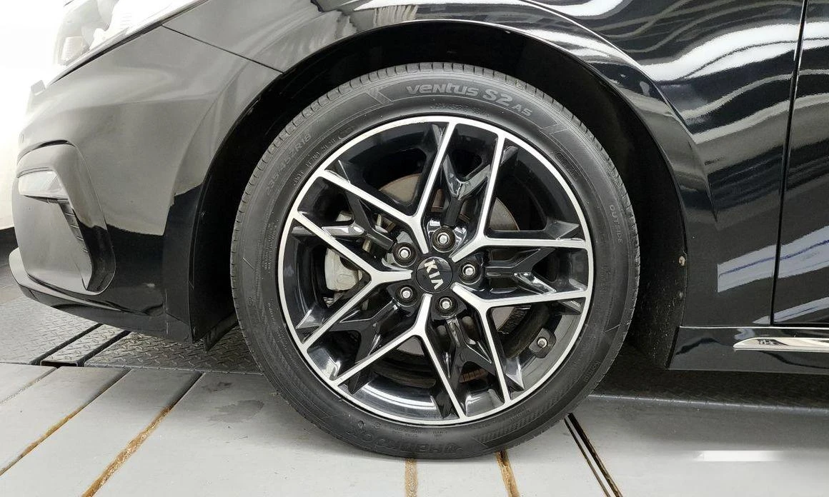 Kia K5  - изображение 5