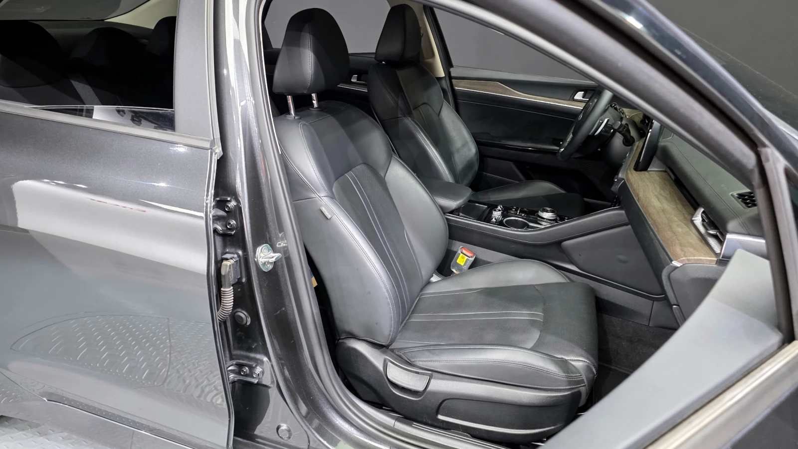 Kia K5 2.0 NOBLESSE autogeorge.com | Mobile.bg � ����������� 11