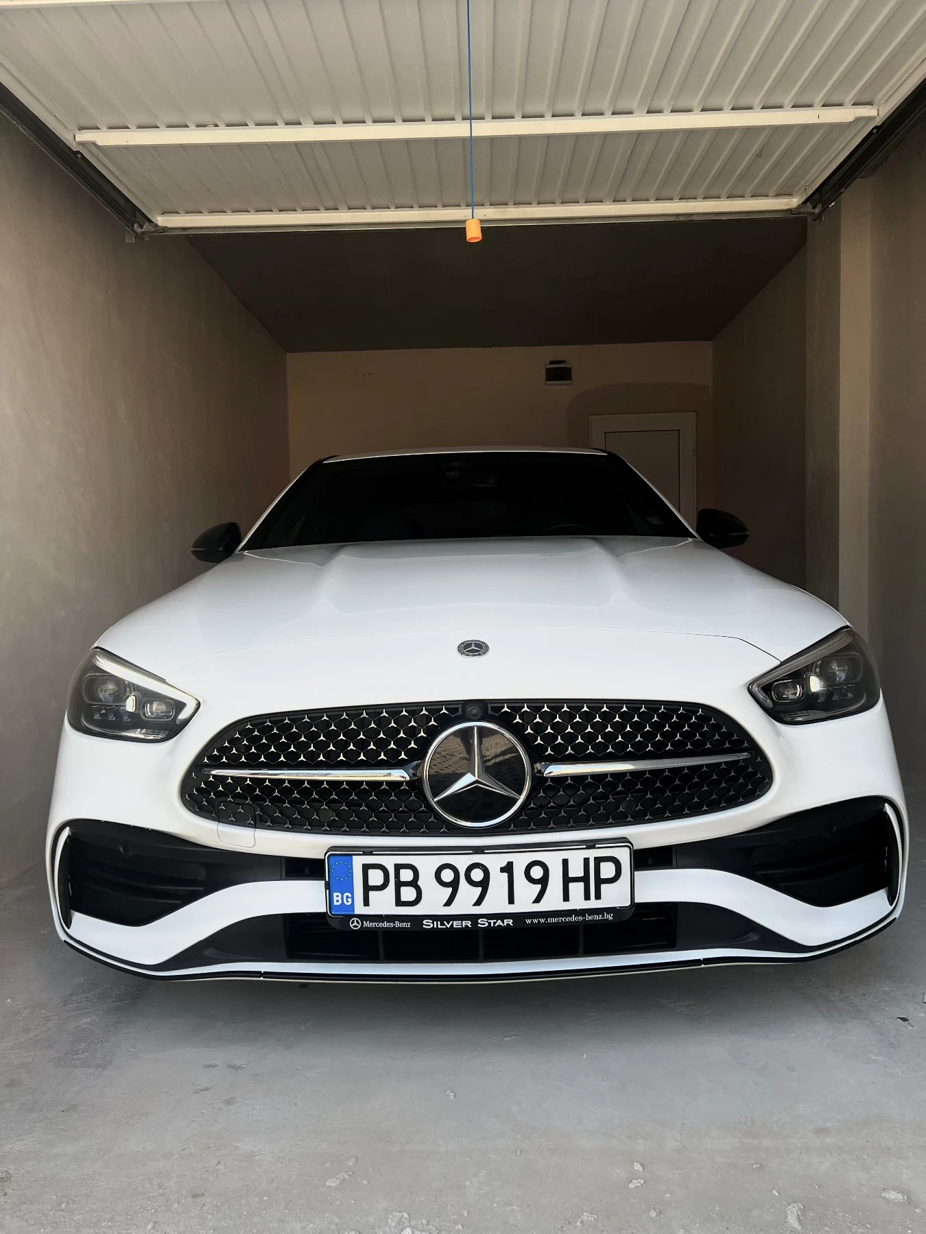 Mercedes-Benz C 300 4MATIC, снимка 15 - Автомобили и джипове - 52583313