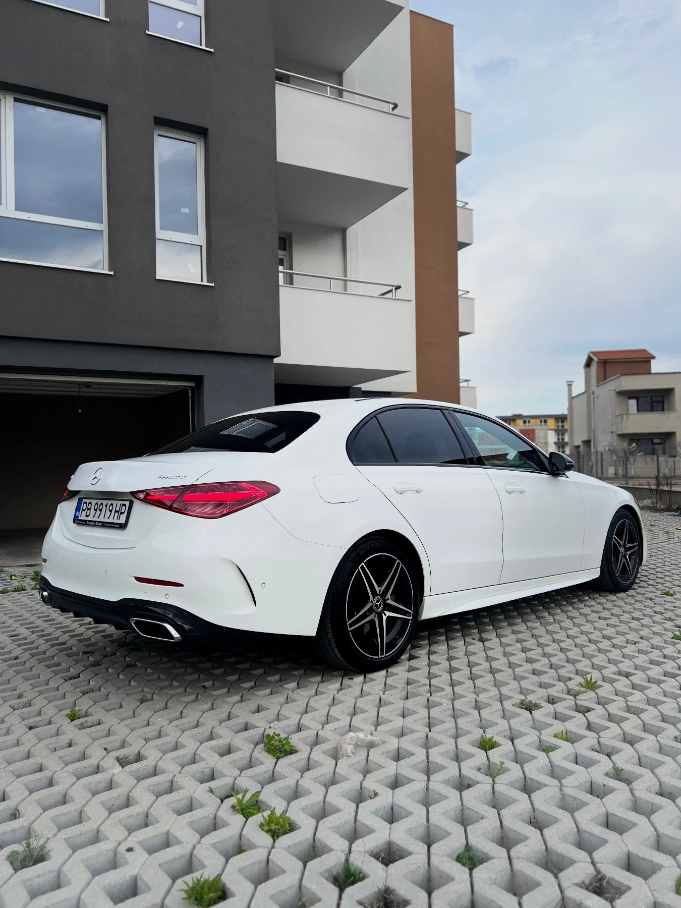 Mercedes-Benz C 300 4MATIC, снимка 5 - Автомобили и джипове - 52583313