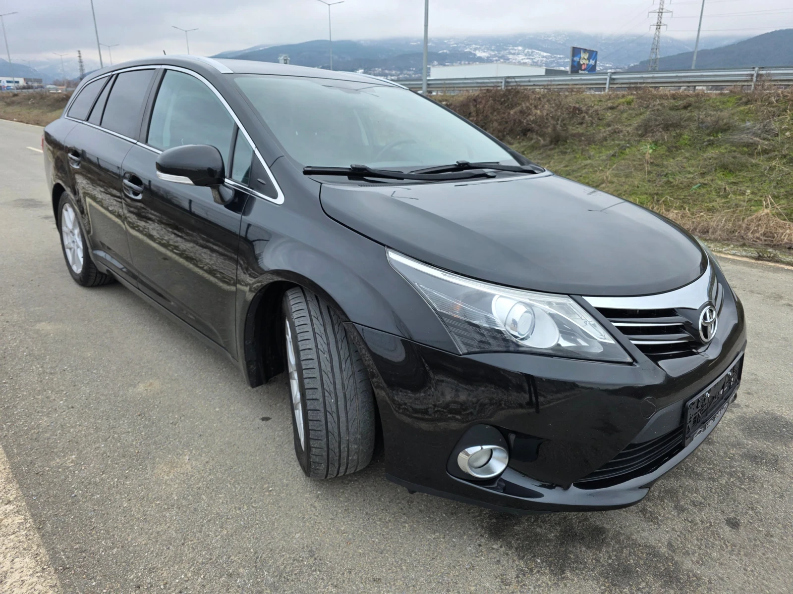 Toyota Avensis 2.0 D4D Навигация Камера Евро 5 - изображение 3
