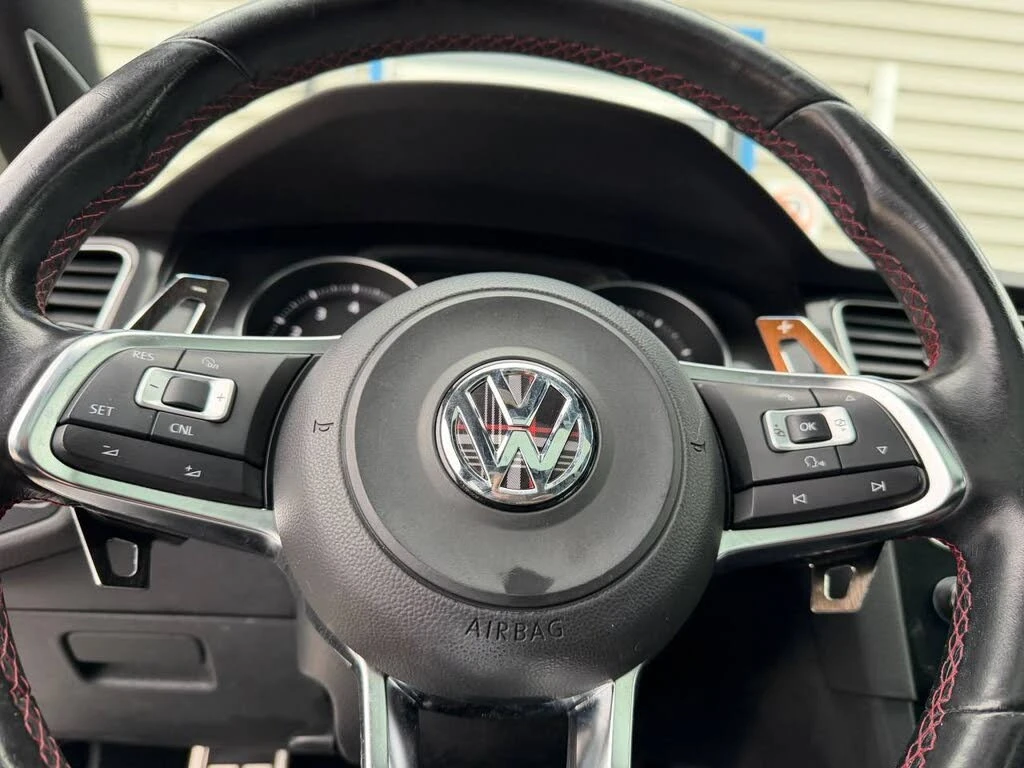 VW Golf GTI 2.0T* Autobahn* FWD* АвтоКредит* (ЦЕНА ДО БГ), снимка 8 - Автомобили и джипове - 54155270